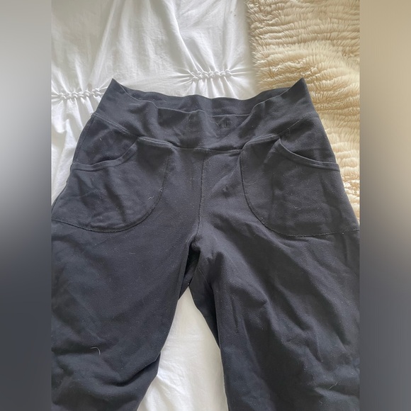 Lululemon wide legged leggings - Picture 2 of 4